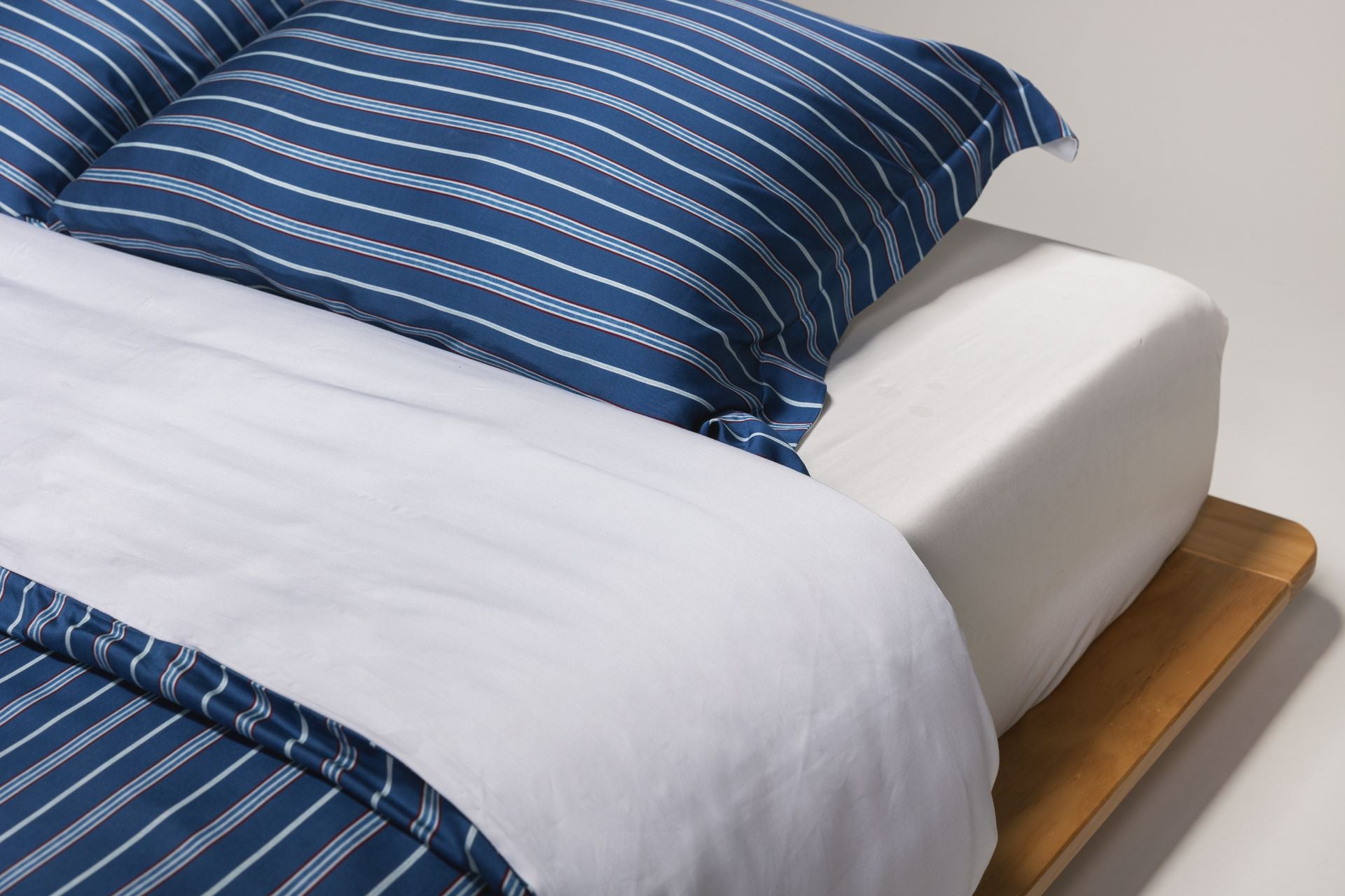 Stripe Print Luxury Bamboo Duvet Set