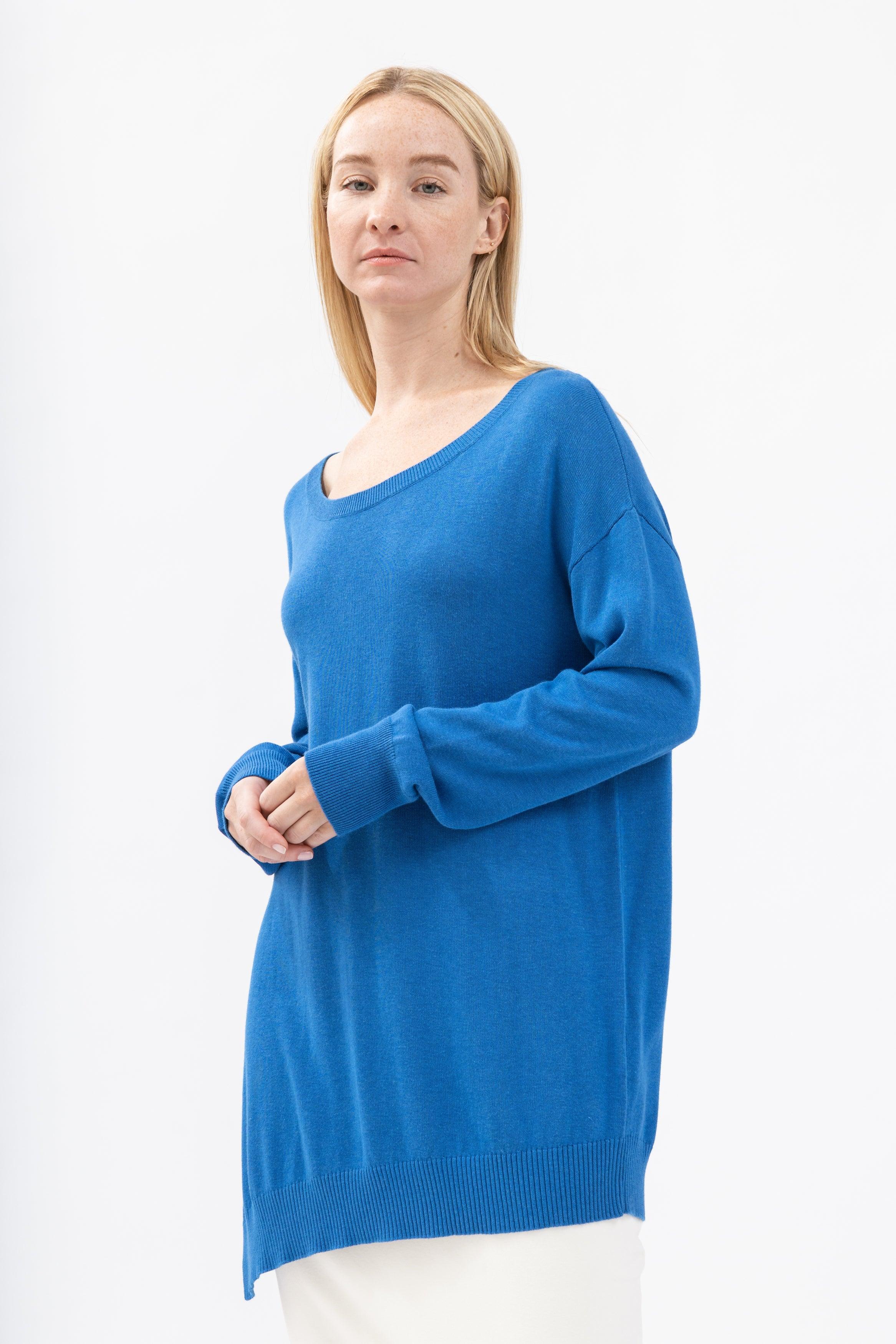 Women&#39;s Asymmetric Sweater - NOT LABELED
