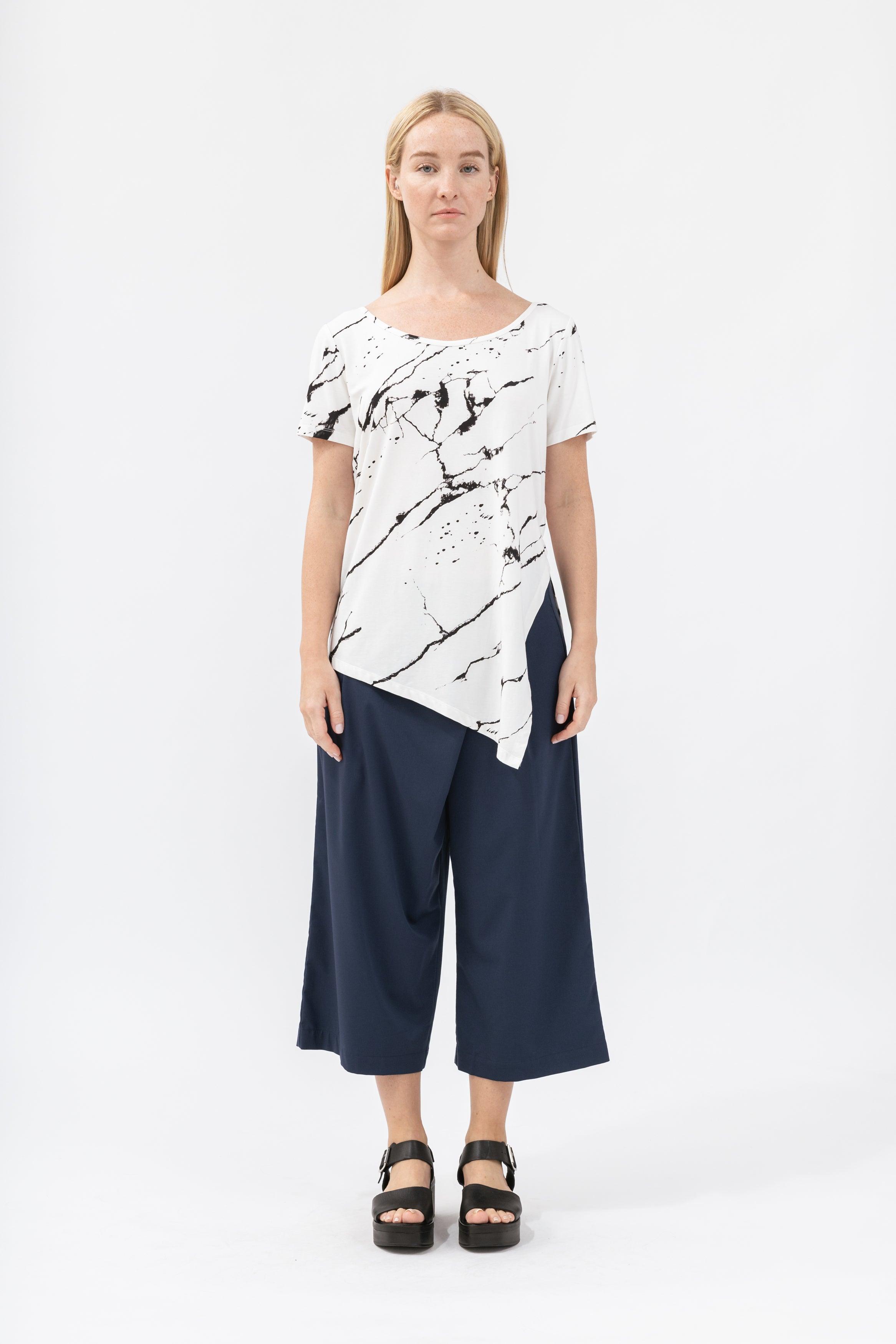 NOT LABELED | White Asymmetric Hem Short Sleeve Women's T Shirts