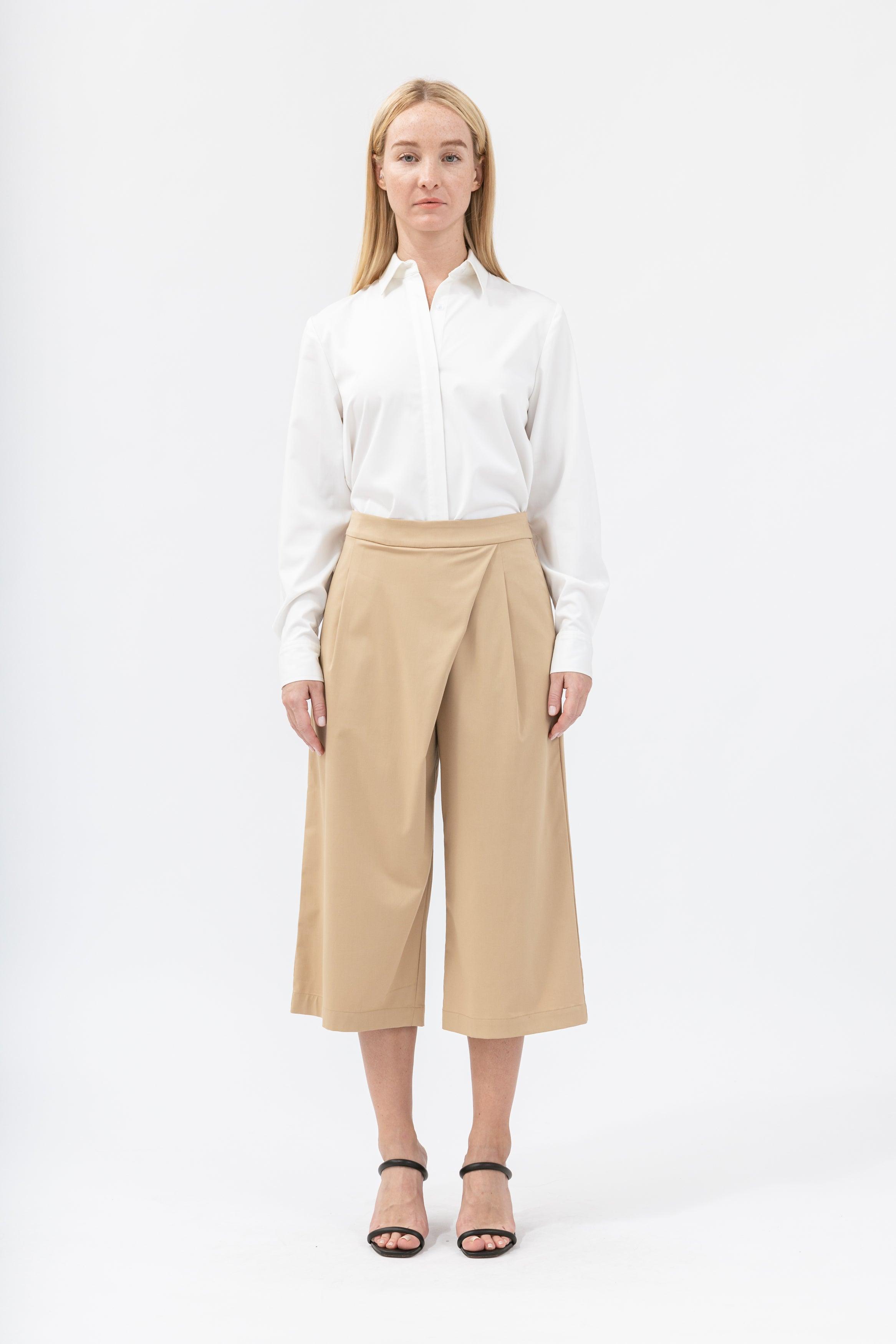 Women&#39;s Pleated Wide Cropped Pants - NOT LABELED