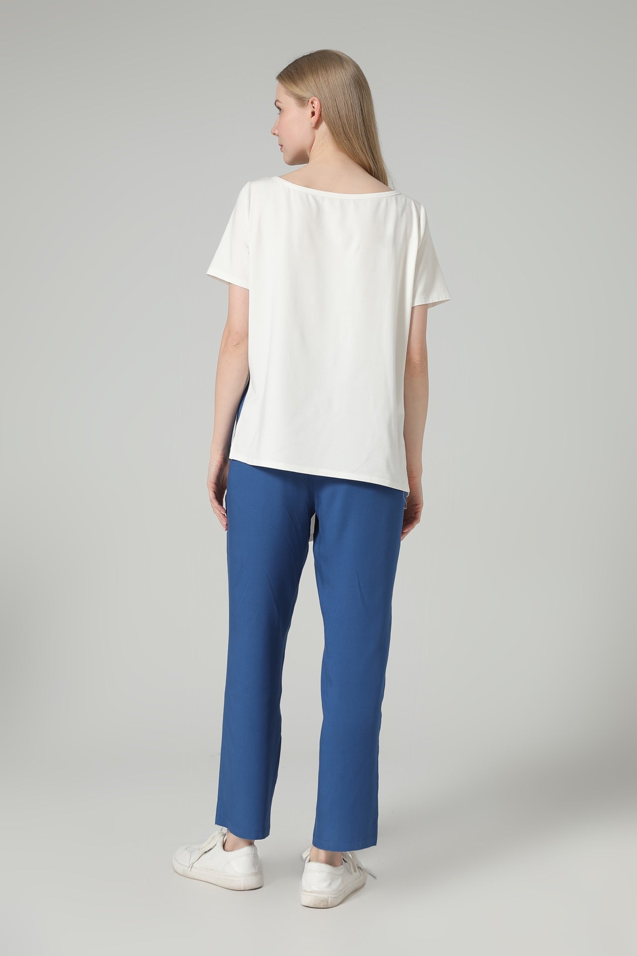 NOT LABELED | White Asymmetric Hem Short Sleeve Women's T Shirts