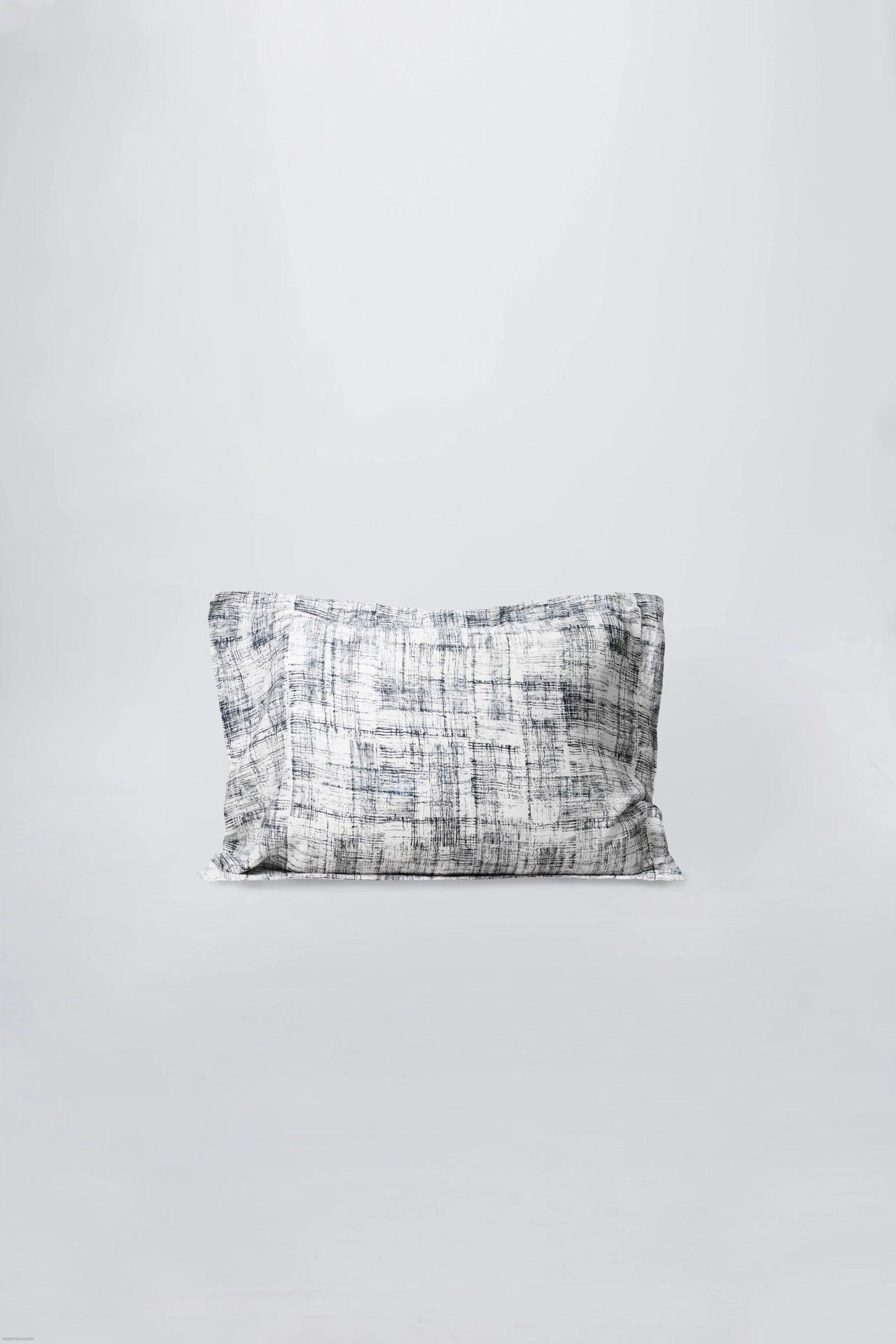 Abstract Line Drawing Print Duvet Set - NOT LABELED