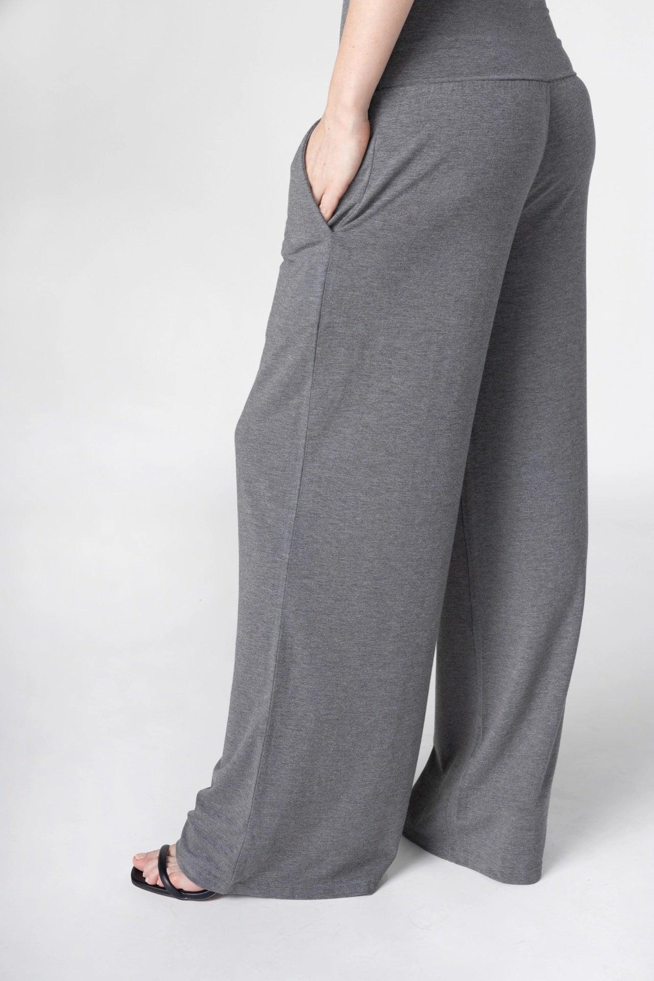 Soft High Rise Relaxed Fit Wide Leg Sweatpant, Womens Pants