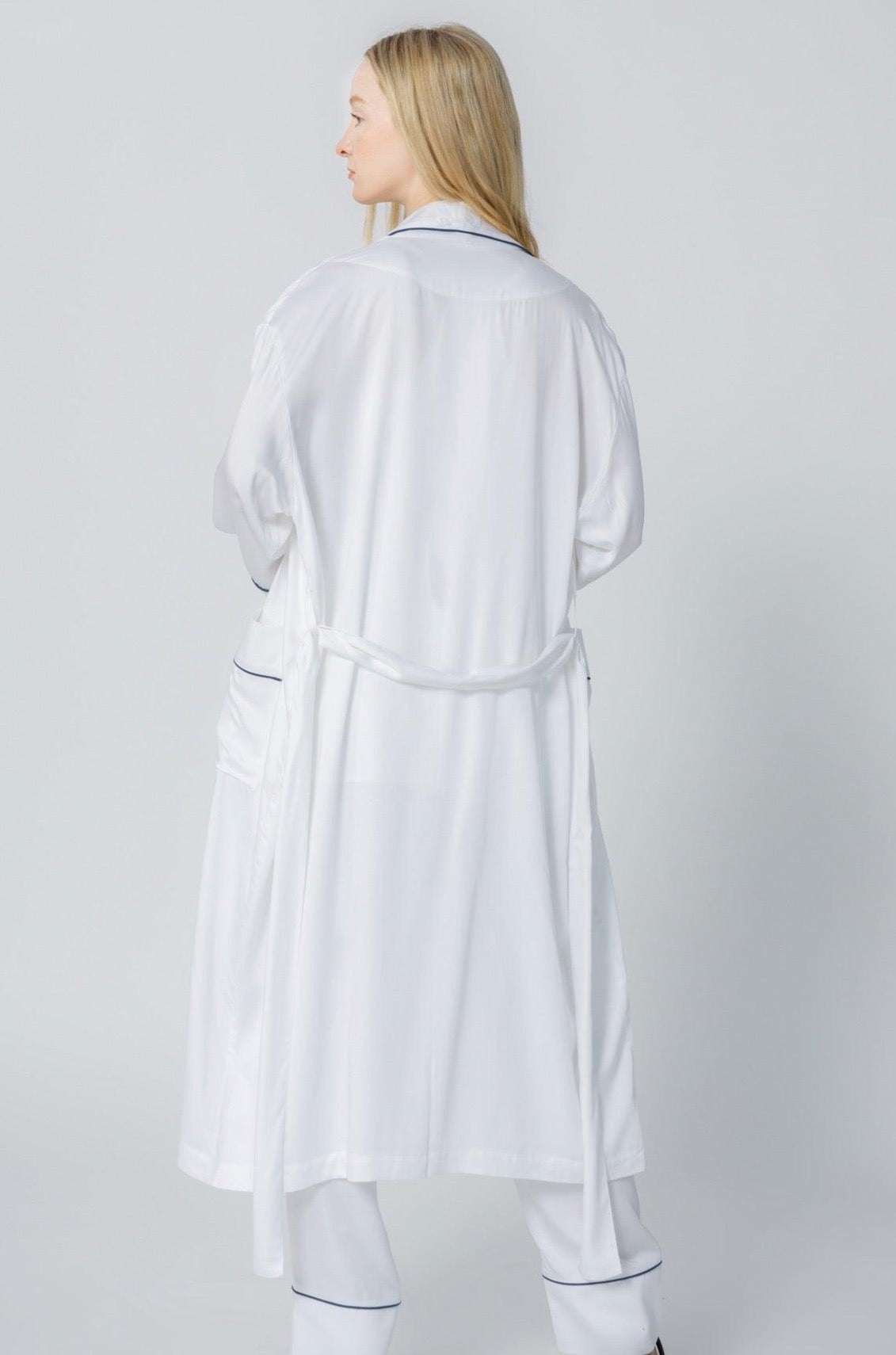 White Collar Robe Pajama Set