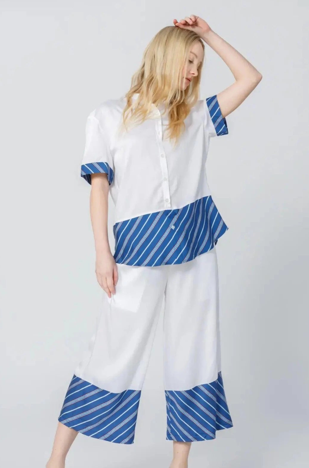 Women&#39;s Stripe Inset Cropped Pajama Pants - NOT LABELED