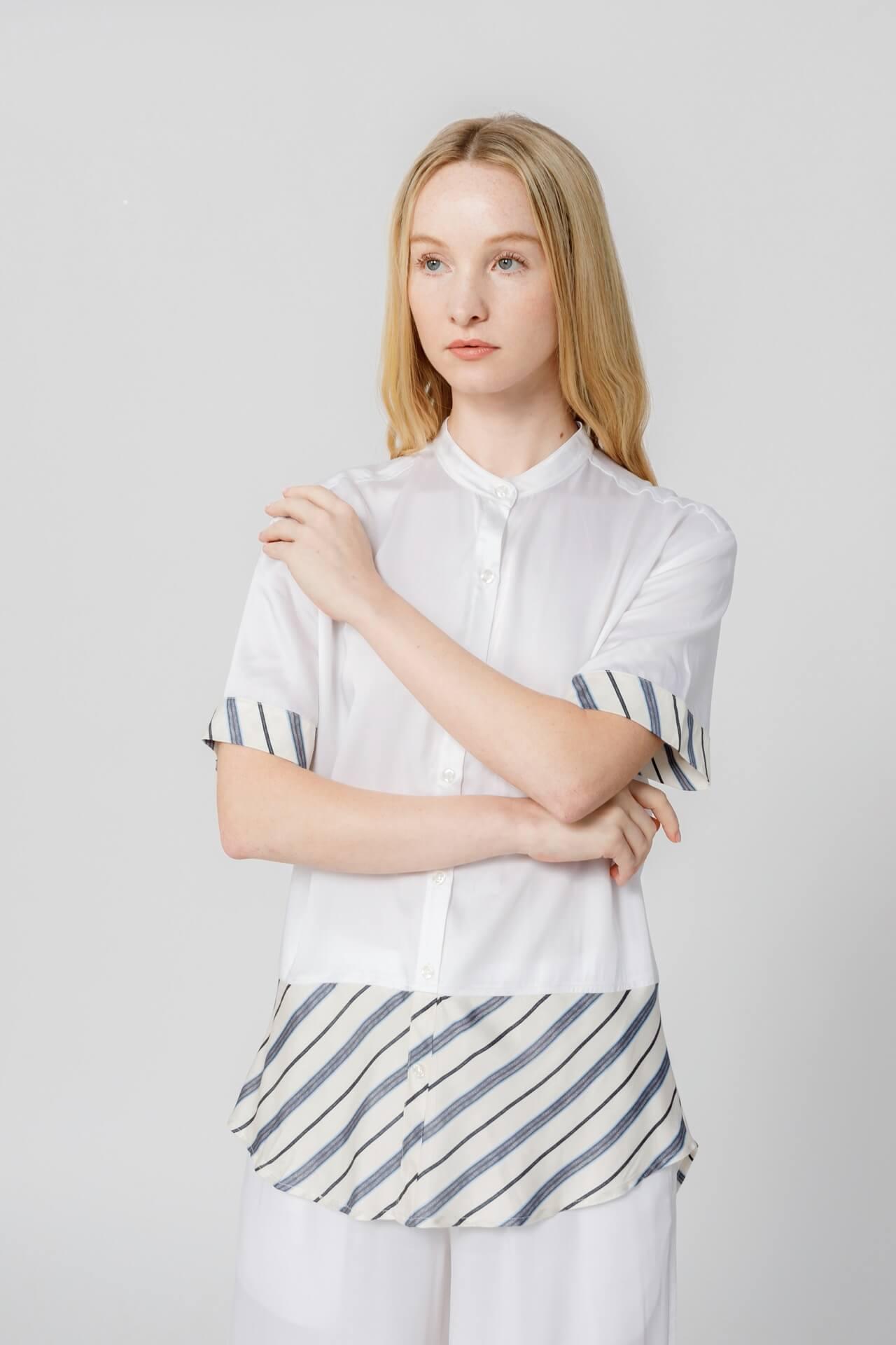 Women&#39;e Stripe Inset Short Sleeve Pajama Shirt - NOT LABELED