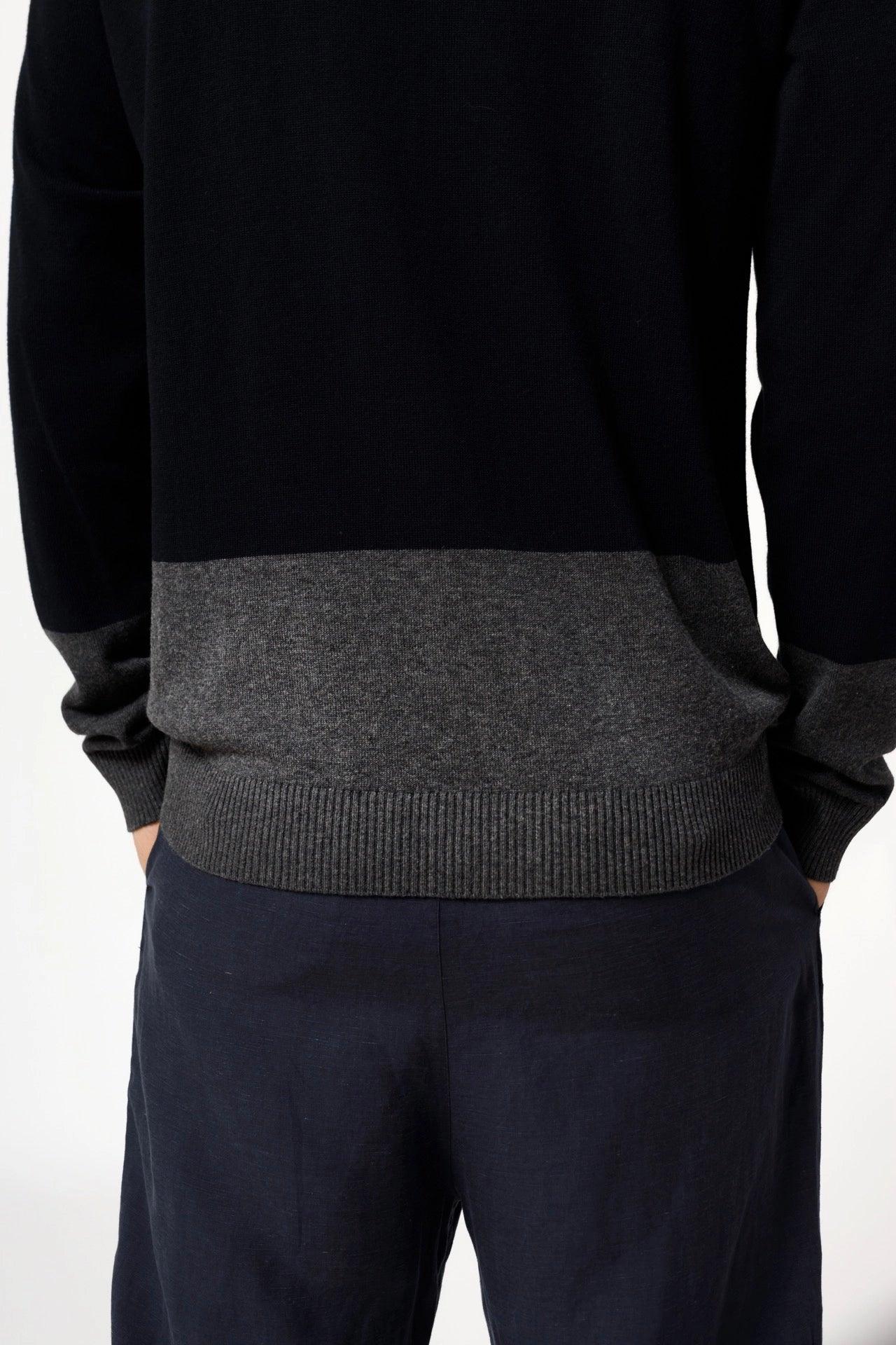 Men&#39;s Color Block Two-Tone Sweater - NOT LABELED